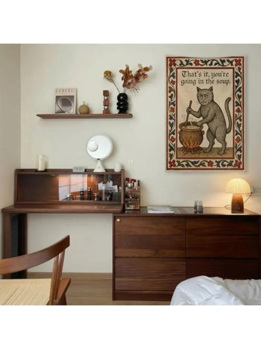 Vintage Medieval Cat Tapestry - Quirky Wall Art for Living Room & Bedroom Decor